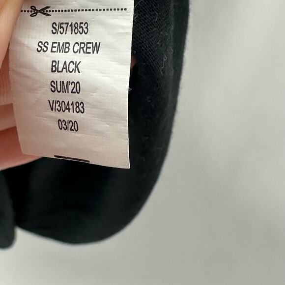 Banana Republic Embroidered T-Shirt Small Black White Peasant Bohochic Bohemian - Picture 7 of 7